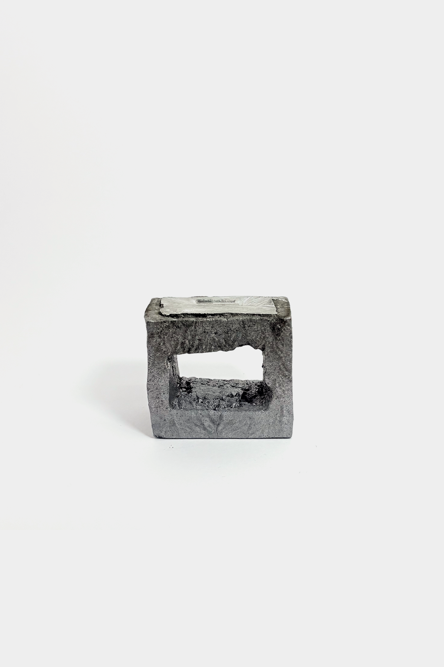 ALUMINIUM 01
